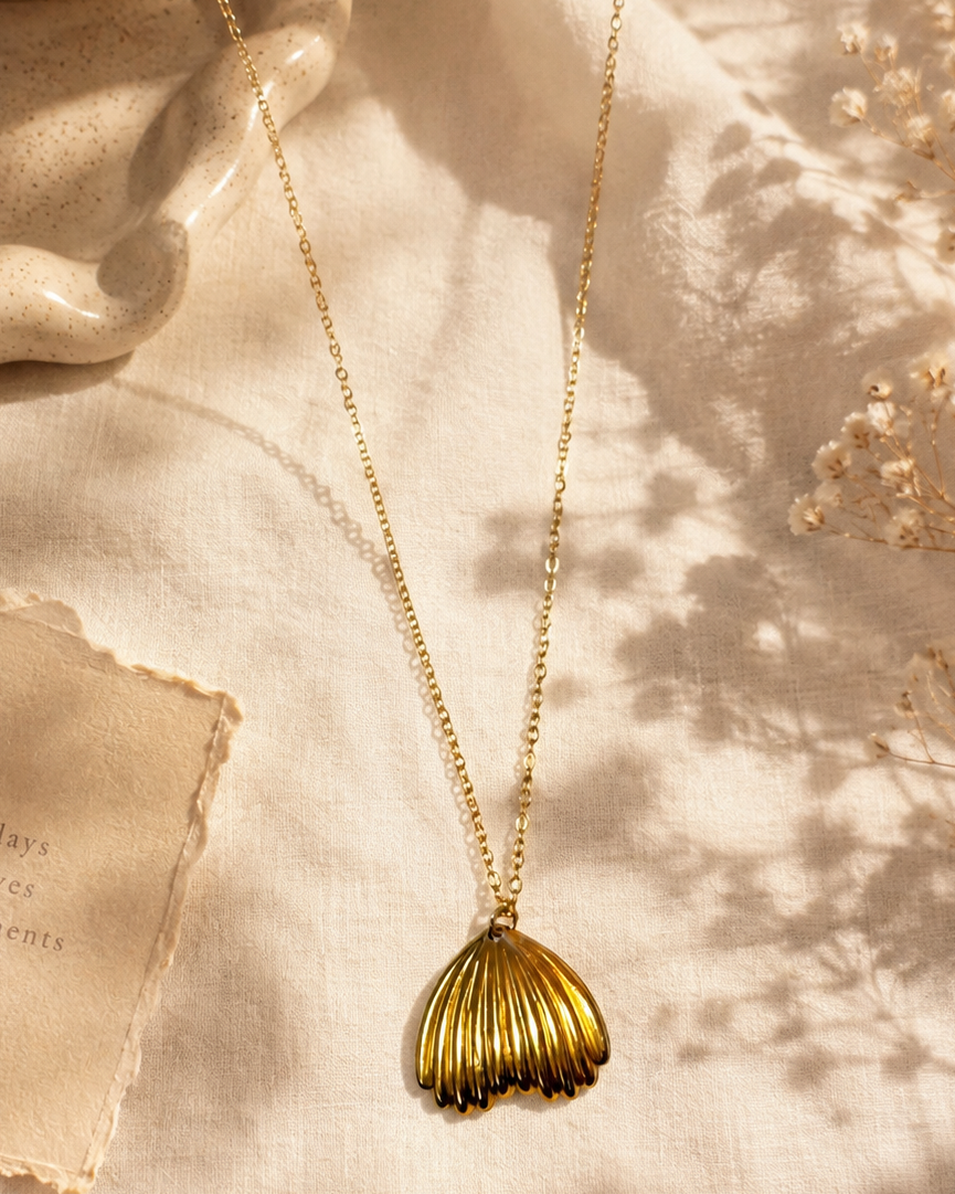 French Oyster Necklace